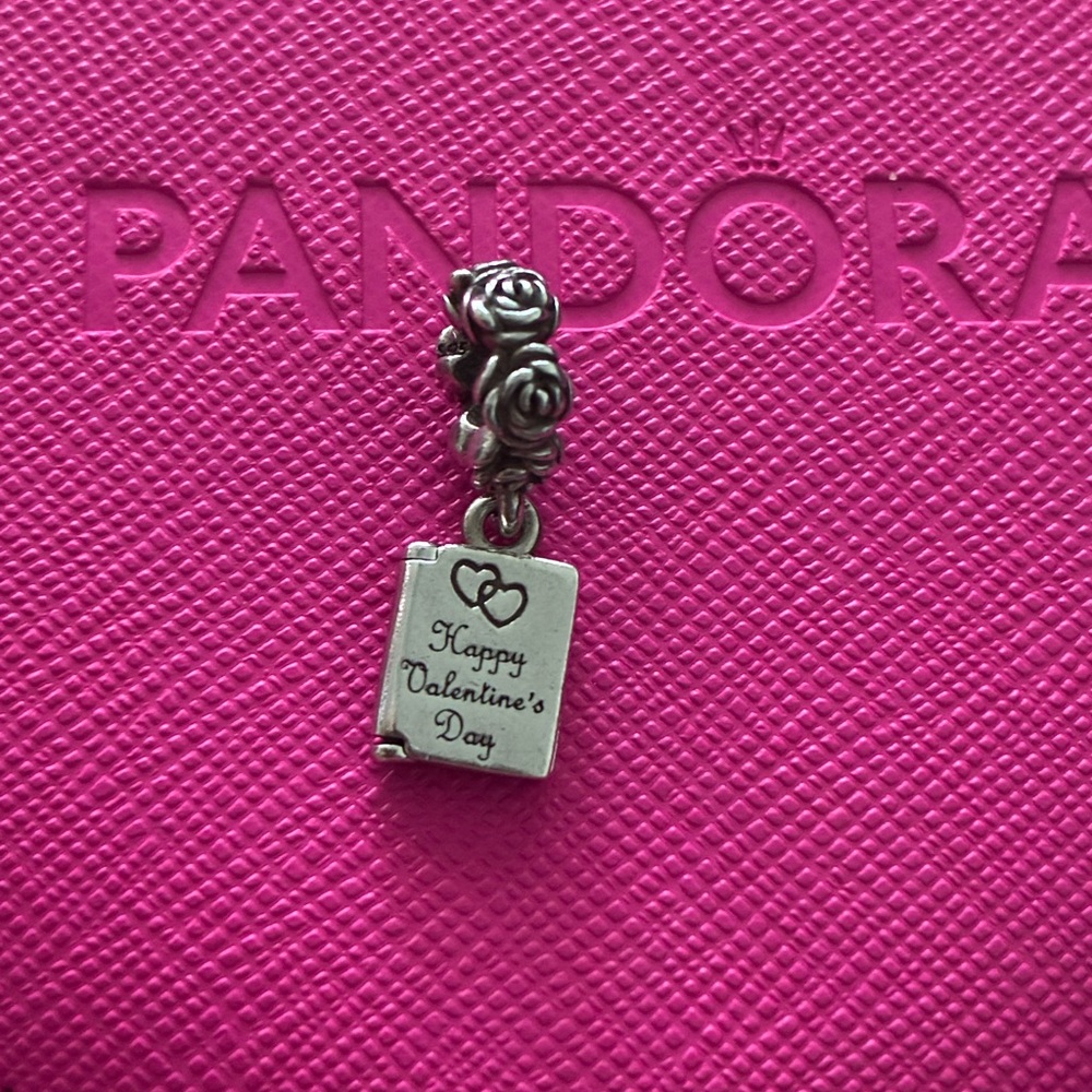 Authentic Pandora Happy Valentine's day dangle charm